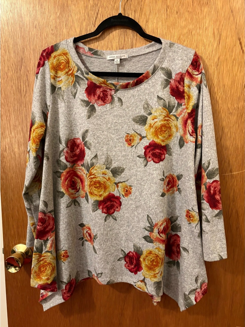 Green Envelope Gray Floral Sweater with Red & Yellow Roses and Asymmetrical Hem